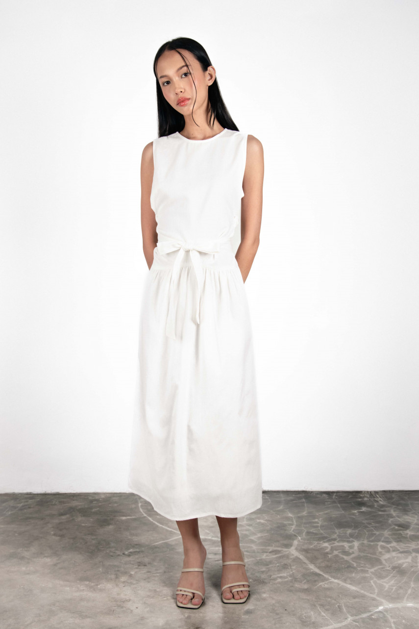 Broken White